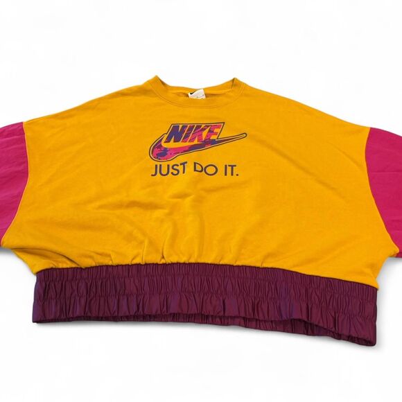 Nike Unisex Sweatshirt- 90s style - Picture 3 of 4